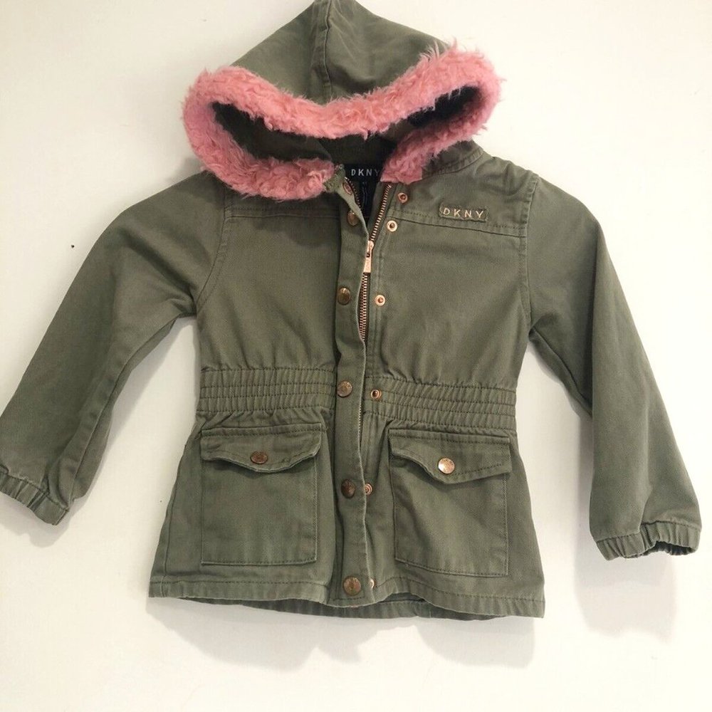 Toddler Girls DKNY 4T Green Jacket with Pink Fur Trim Two Front Pockets